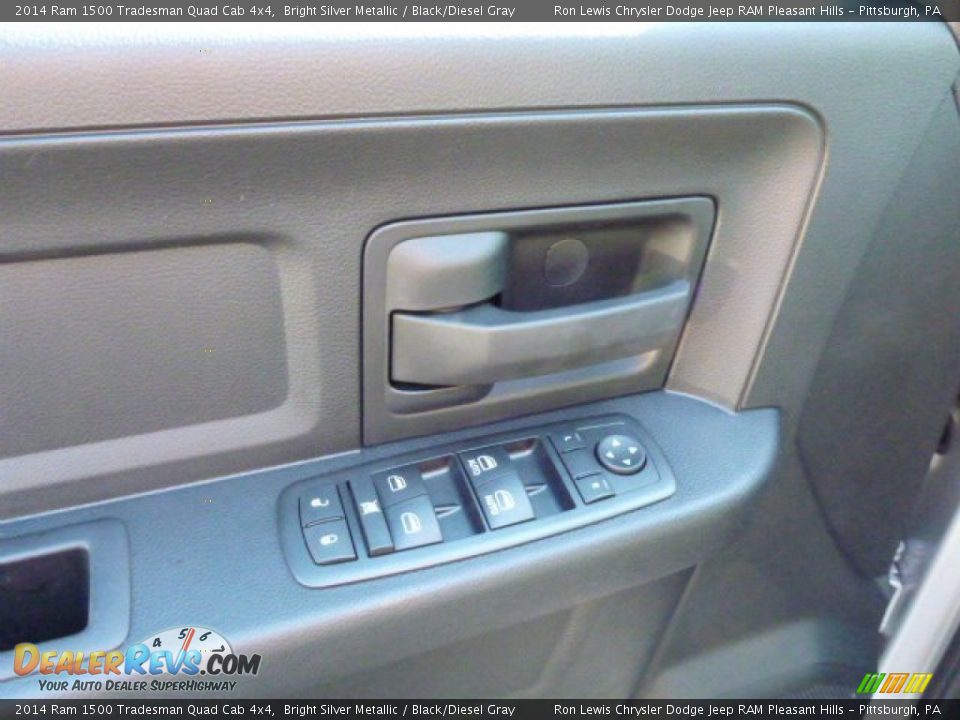 2014 Ram 1500 Tradesman Quad Cab 4x4 Bright Silver Metallic / Black/Diesel Gray Photo #18