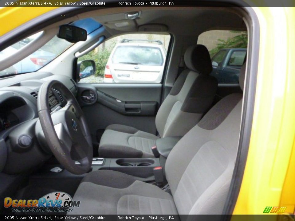 2005 Nissan Xterra S 4x4 Solar Yellow / Steel/Graphite Photo #4