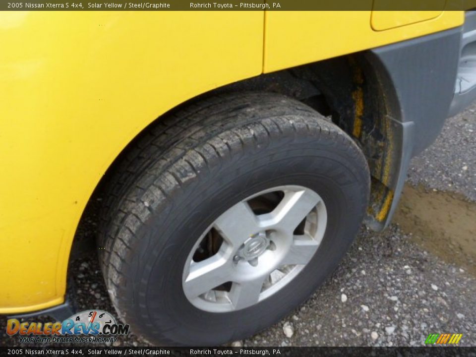 2005 Nissan Xterra S 4x4 Solar Yellow / Steel/Graphite Photo #8