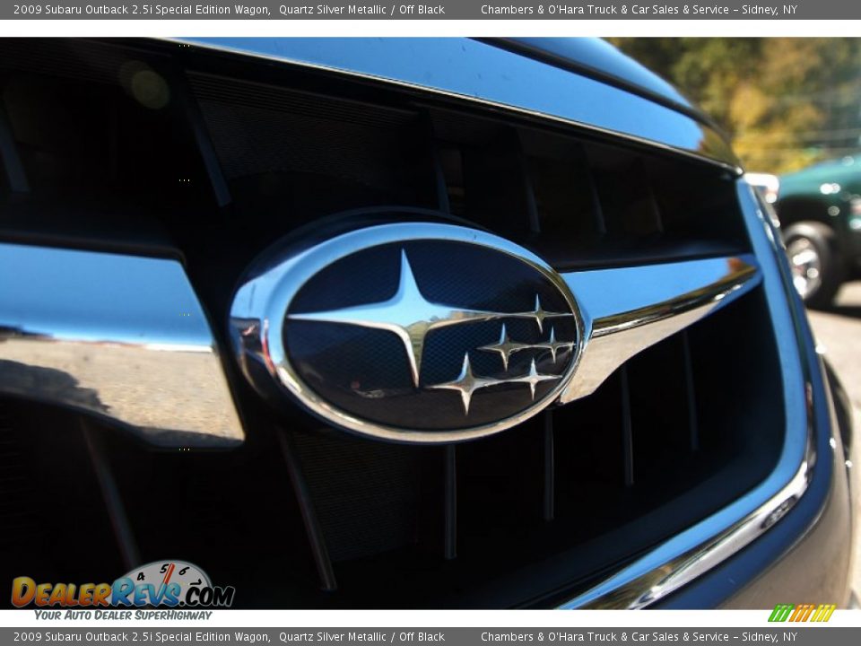 2009 Subaru Outback 2.5i Special Edition Wagon Quartz Silver Metallic / Off Black Photo #15
