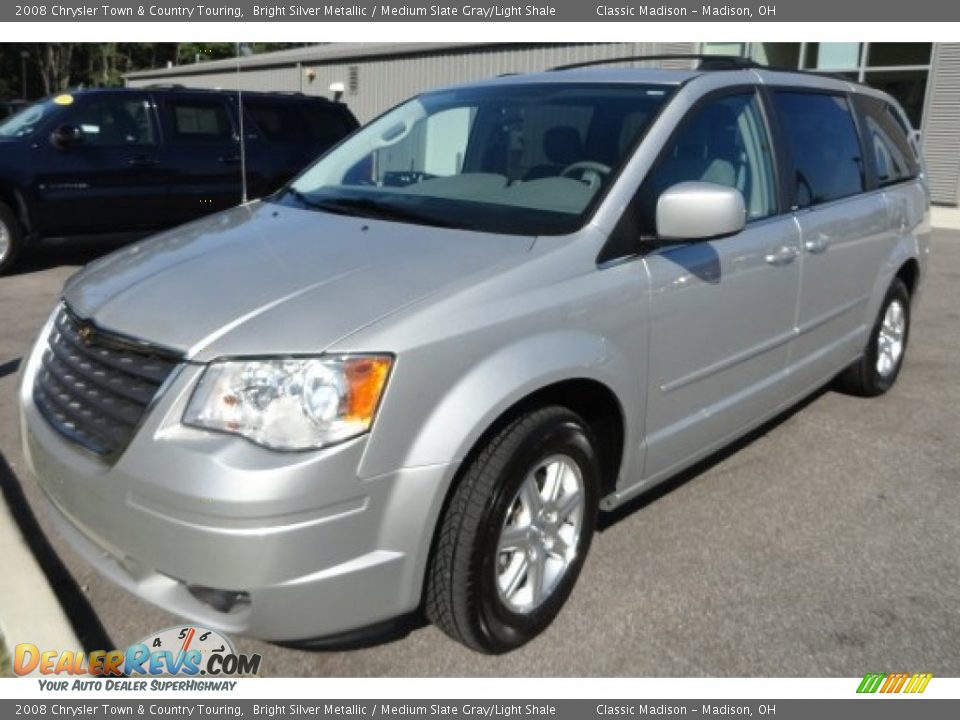 2008 Chrysler Town & Country Touring Bright Silver Metallic / Medium Slate Gray/Light Shale Photo #2