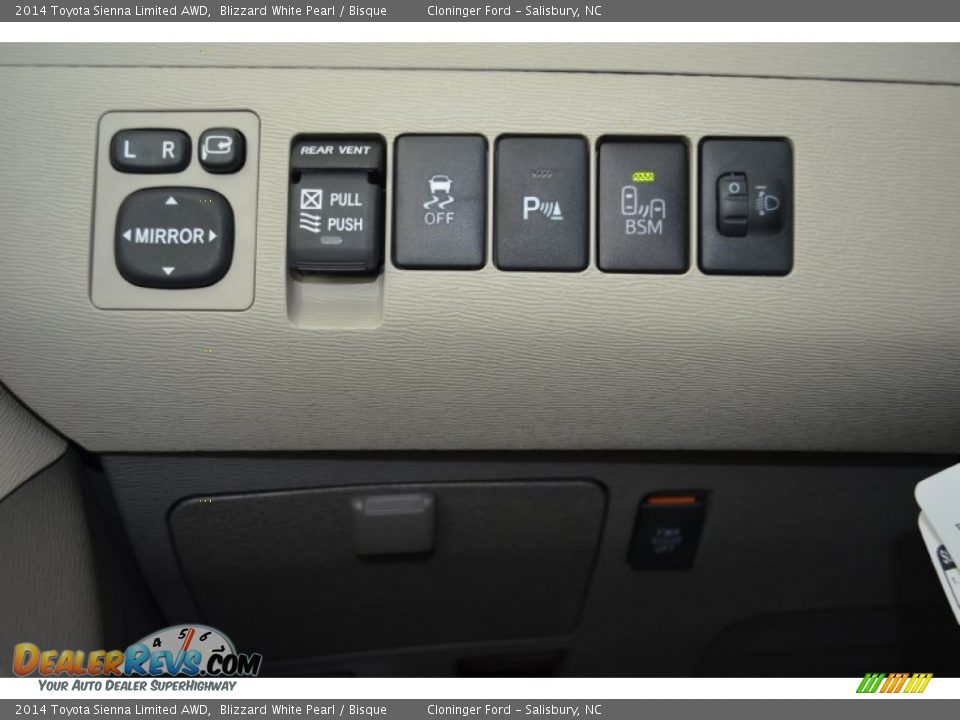 2014 Toyota Sienna Limited AWD Blizzard White Pearl / Bisque Photo #27