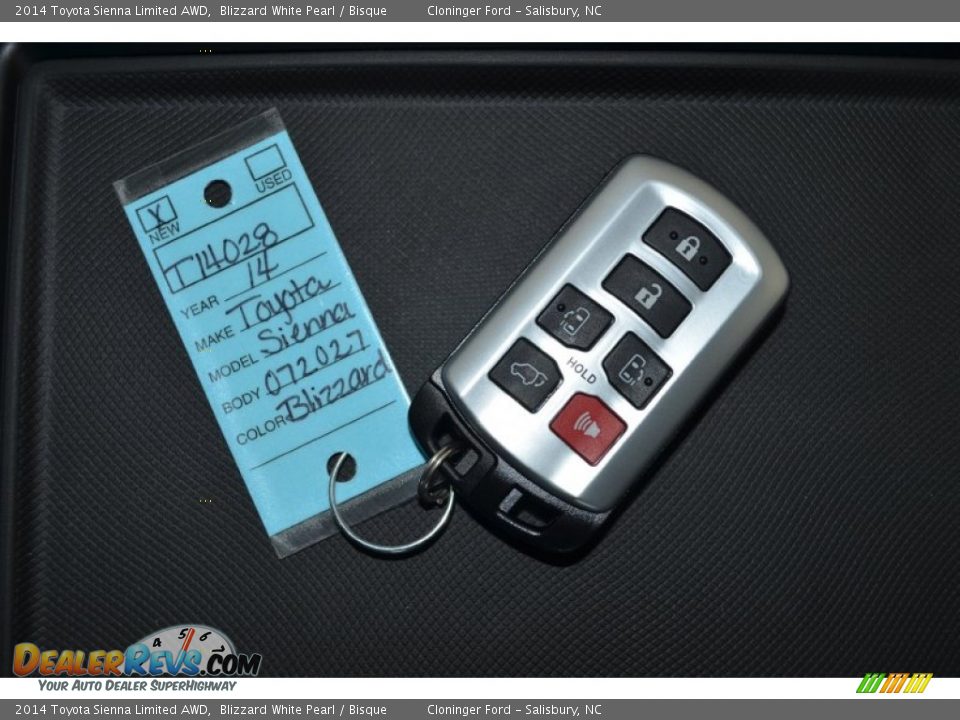 Keys of 2014 Toyota Sienna Limited AWD Photo #28