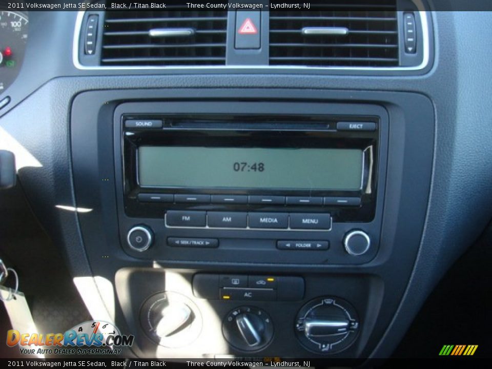 2011 Volkswagen Jetta SE Sedan Black / Titan Black Photo #10