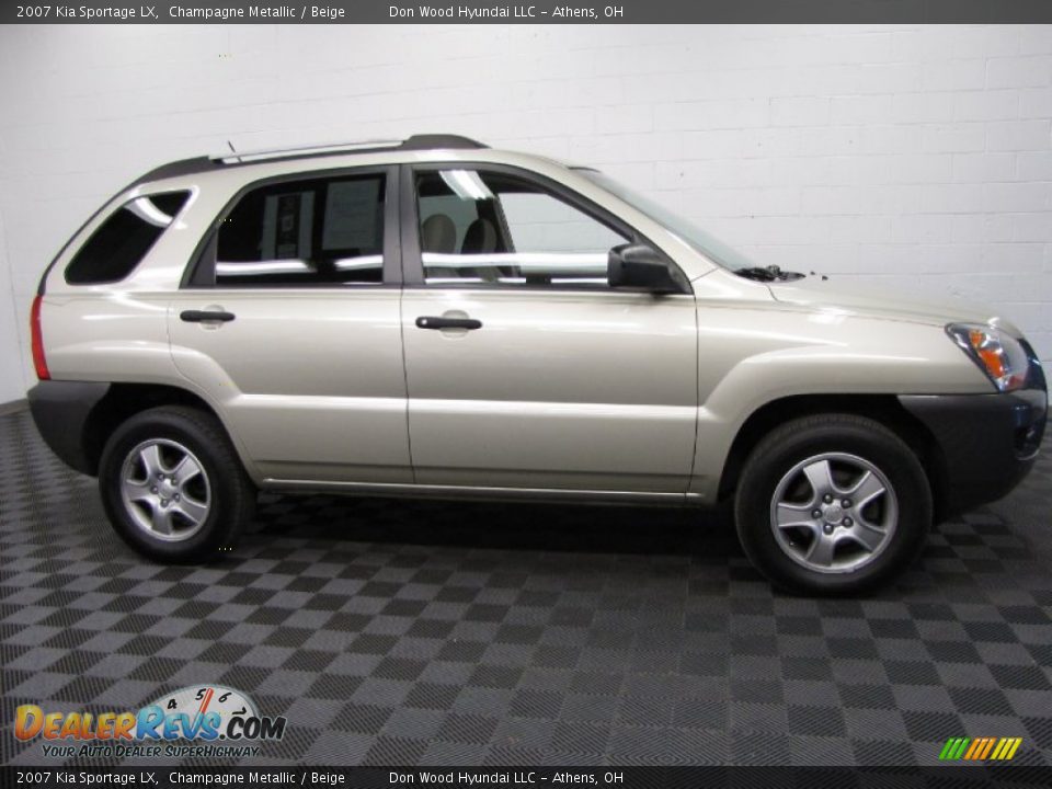 2007 Kia Sportage LX Champagne Metallic / Beige Photo #3