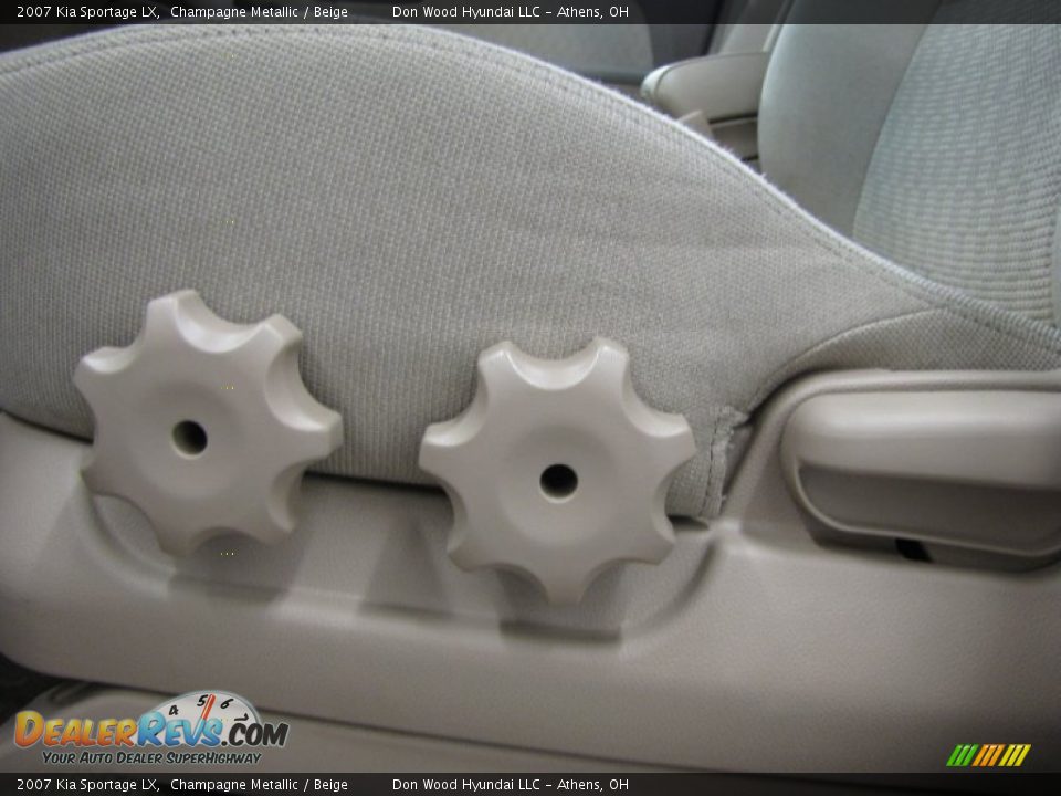 2007 Kia Sportage LX Champagne Metallic / Beige Photo #10