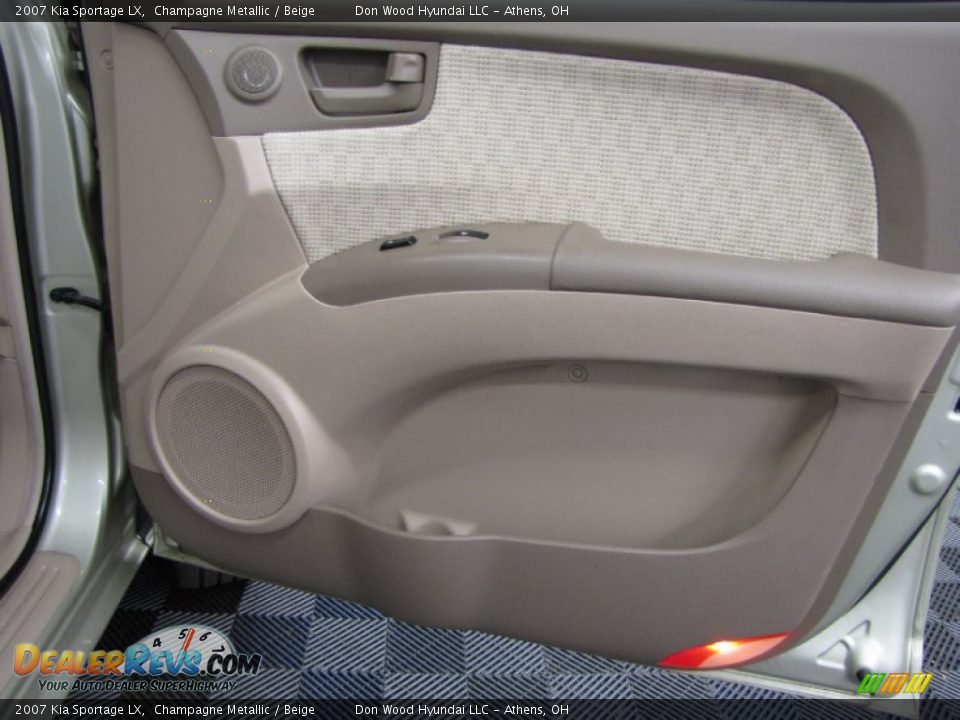 2007 Kia Sportage LX Champagne Metallic / Beige Photo #15