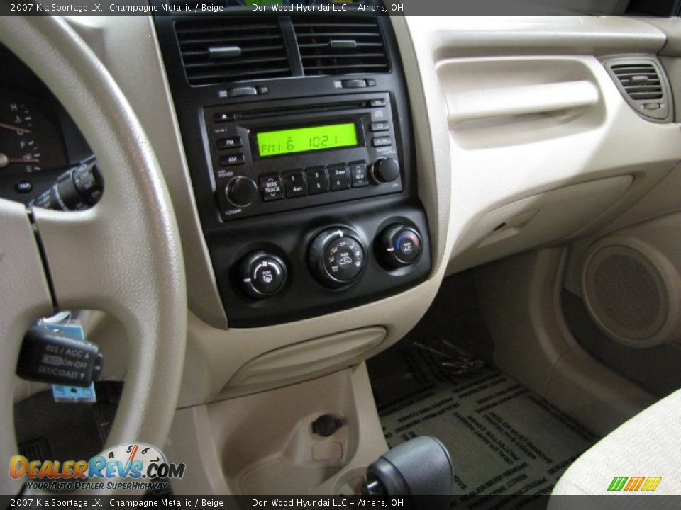 2007 Kia Sportage LX Champagne Metallic / Beige Photo #23