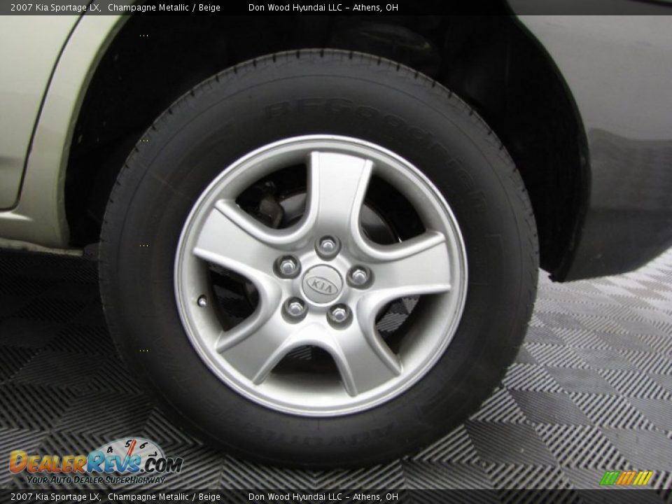 2007 Kia Sportage LX Champagne Metallic / Beige Photo #27