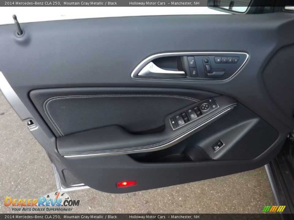 Door Panel of 2014 Mercedes-Benz CLA 250 Photo #13