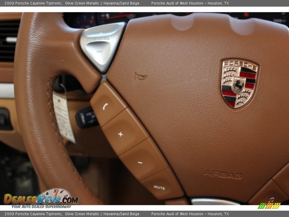 Controls of 2009 Porsche Cayenne Tiptronic Photo #30