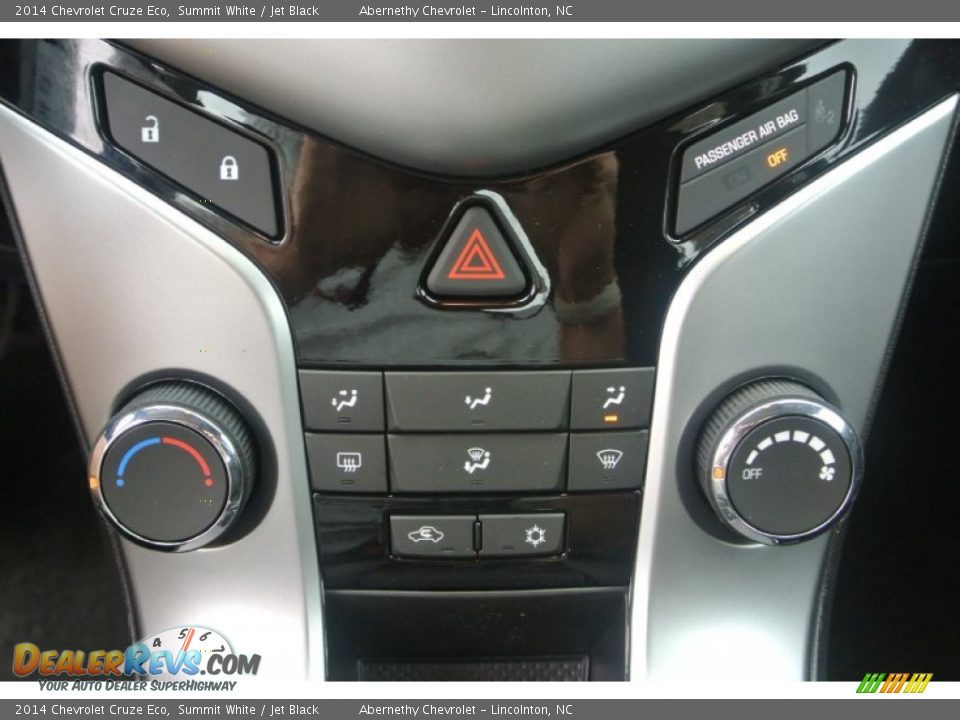 Controls of 2014 Chevrolet Cruze Eco Photo #11