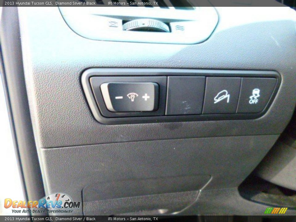 2013 Hyundai Tucson GLS Diamond Silver / Black Photo #13