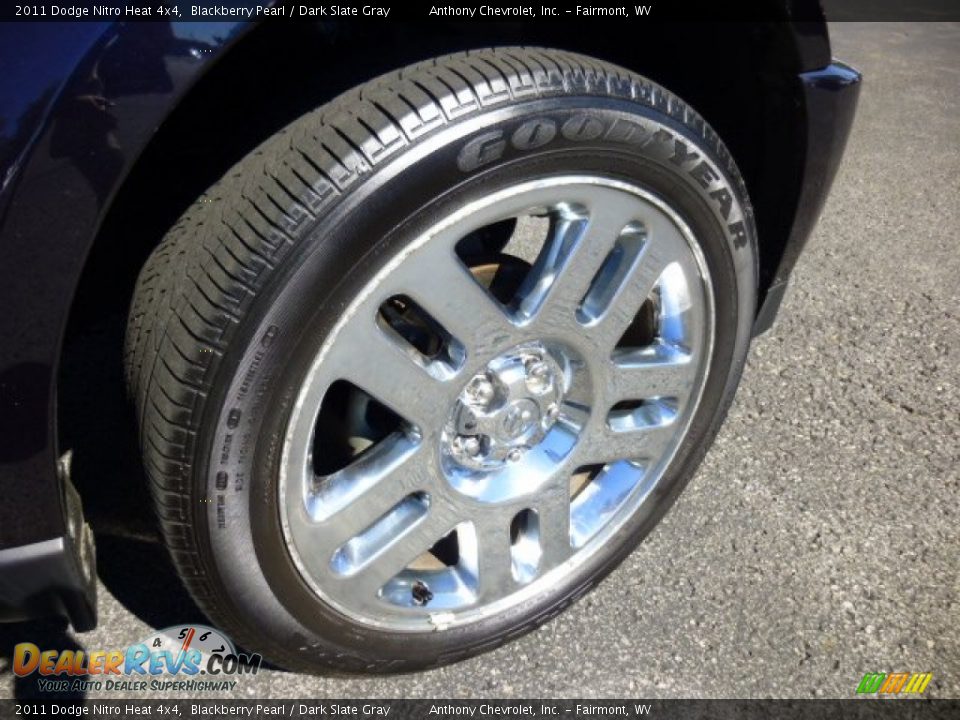 2011 Dodge Nitro Heat 4x4 Blackberry Pearl / Dark Slate Gray Photo #8