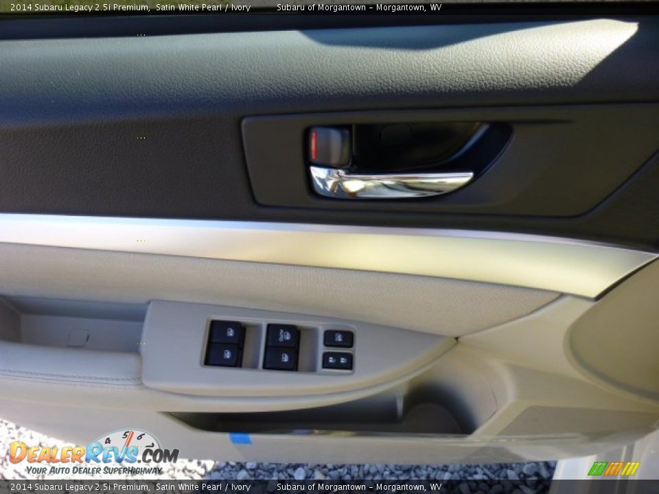 2014 Subaru Legacy 2.5i Premium Satin White Pearl / Ivory Photo #16