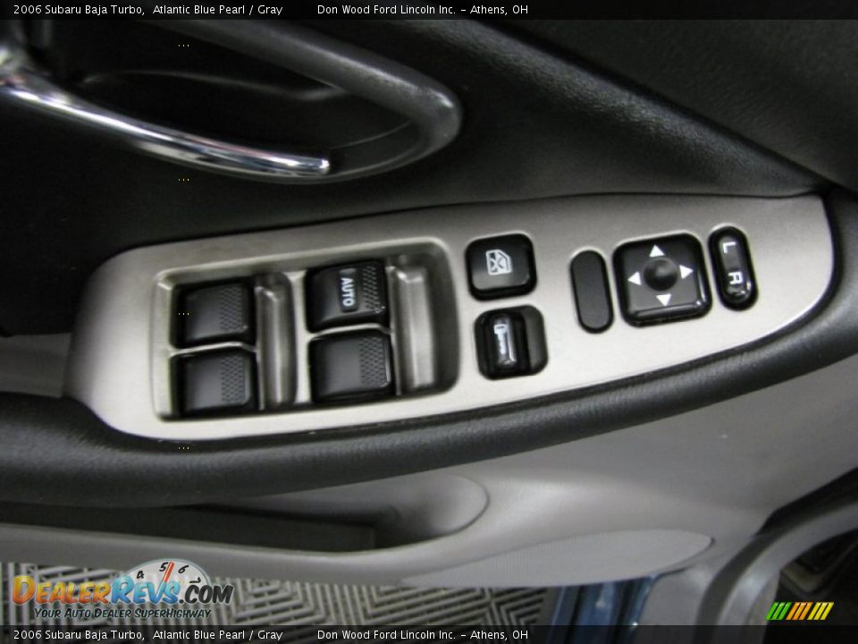 Controls of 2006 Subaru Baja Turbo Photo #14