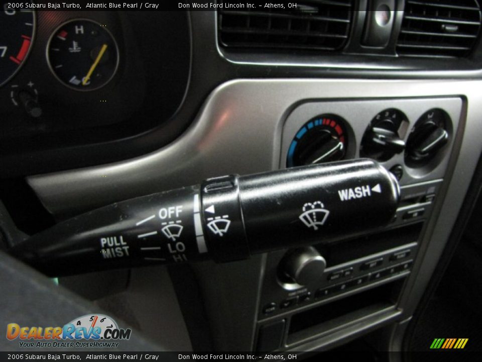 Controls of 2006 Subaru Baja Turbo Photo #19