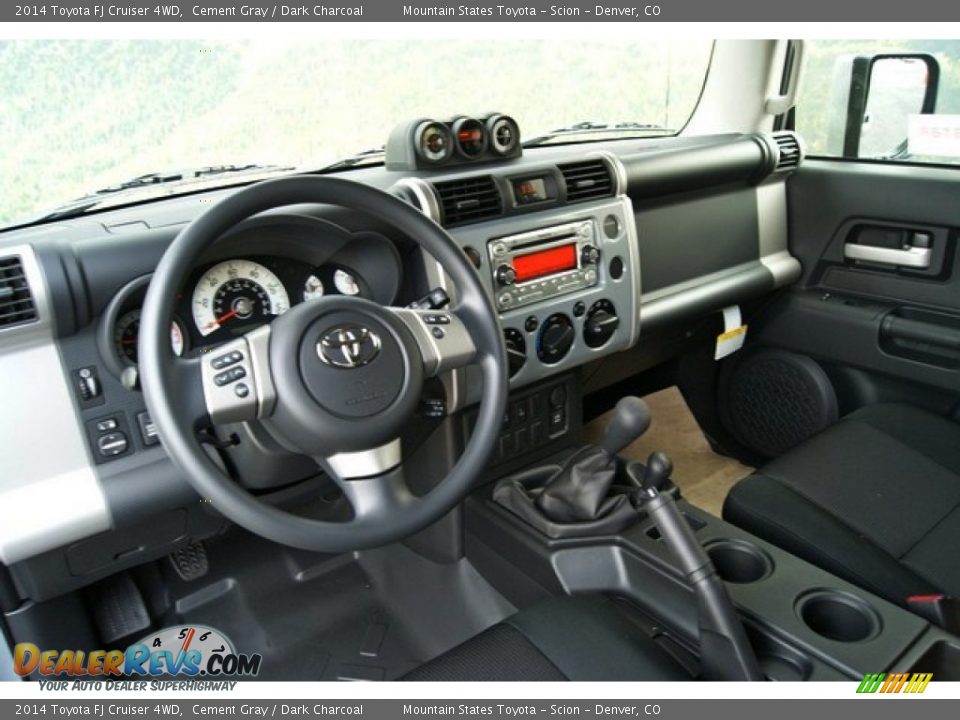 Dark Charcoal Interior - 2014 Toyota FJ Cruiser 4WD Photo #5