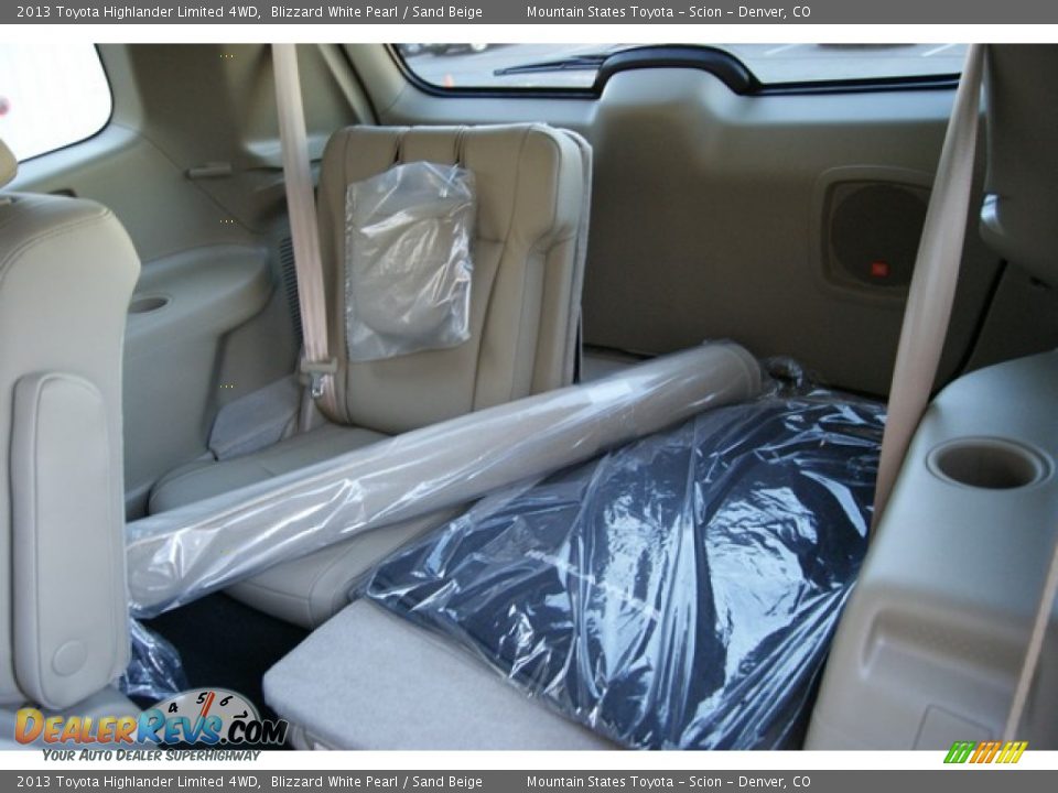 2013 Toyota Highlander Limited 4WD Blizzard White Pearl / Sand Beige Photo #8