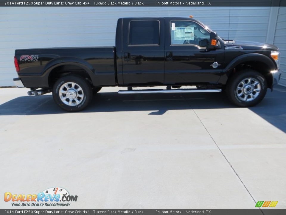2014 Ford F250 Super Duty Lariat Crew Cab 4x4 Tuxedo Black Metallic / Black Photo #3