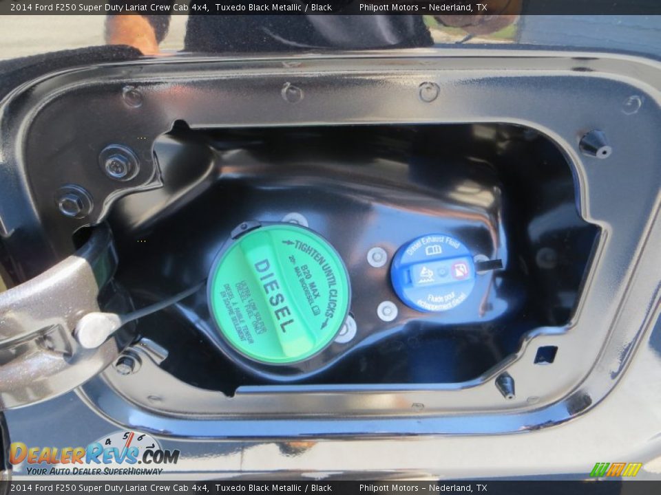 2014 Ford F250 Super Duty Lariat Crew Cab 4x4 Tuxedo Black Metallic / Black Photo #16