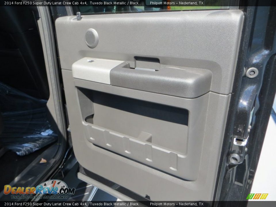 2014 Ford F250 Super Duty Lariat Crew Cab 4x4 Tuxedo Black Metallic / Black Photo #25