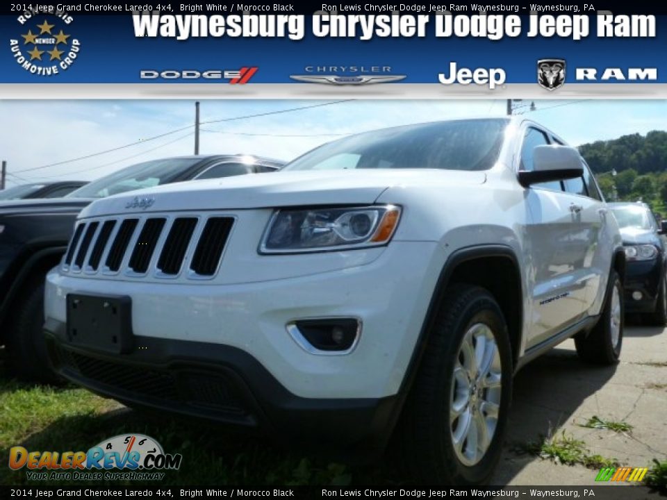 2014 Jeep Grand Cherokee Laredo 4x4 Bright White / Morocco Black Photo #1