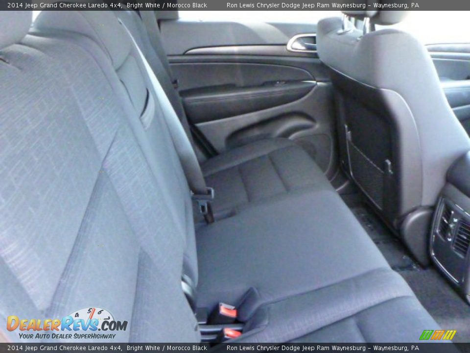 2014 Jeep Grand Cherokee Laredo 4x4 Bright White / Morocco Black Photo #5