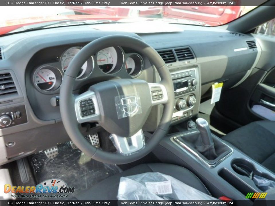 Dashboard of 2014 Dodge Challenger R/T Classic Photo #12