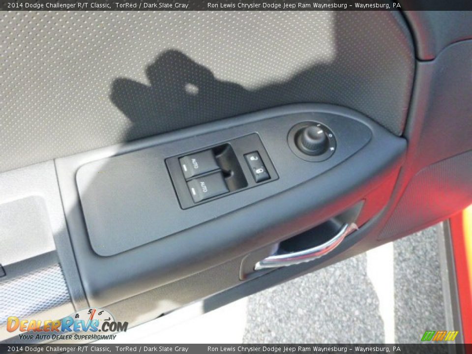 Controls of 2014 Dodge Challenger R/T Classic Photo #13