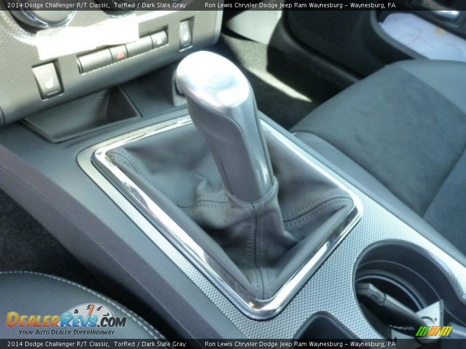 2014 Dodge Challenger R/T Classic Shifter Photo #17