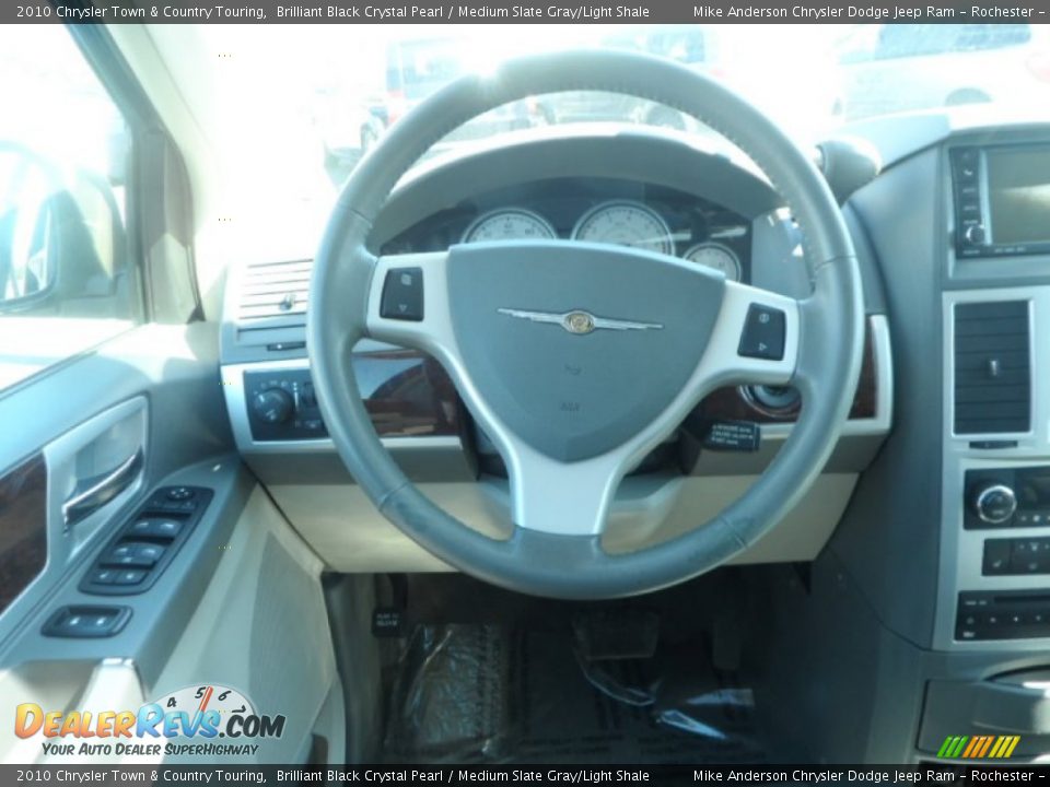 2010 Chrysler Town & Country Touring Brilliant Black Crystal Pearl / Medium Slate Gray/Light Shale Photo #9