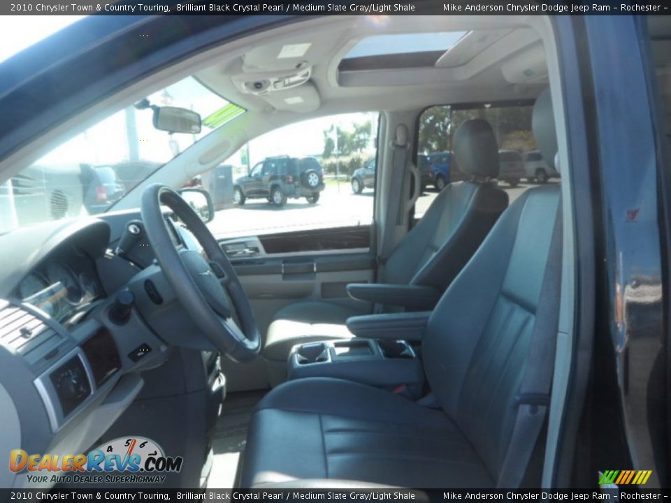 2010 Chrysler Town & Country Touring Brilliant Black Crystal Pearl / Medium Slate Gray/Light Shale Photo #10