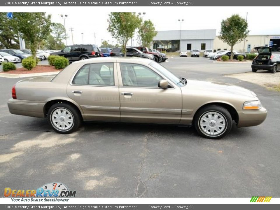 2004 Mercury Grand Marquis GS Arizona Beige Metallic / Medium Parchment Photo #4