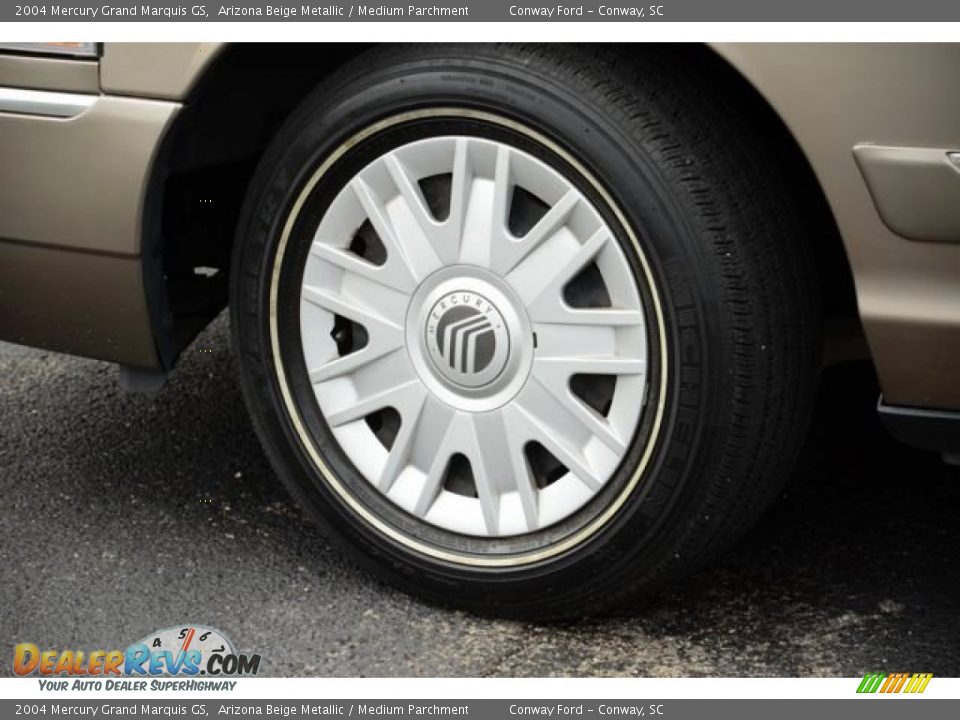 2004 Mercury Grand Marquis GS Arizona Beige Metallic / Medium Parchment Photo #10