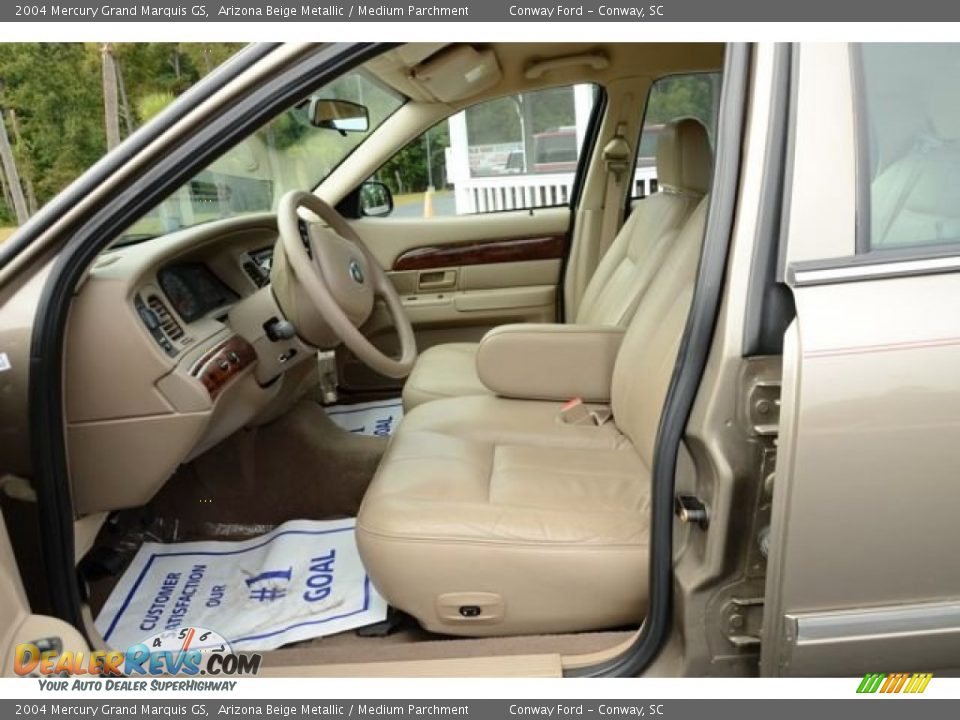 2004 Mercury Grand Marquis GS Arizona Beige Metallic / Medium Parchment Photo #18