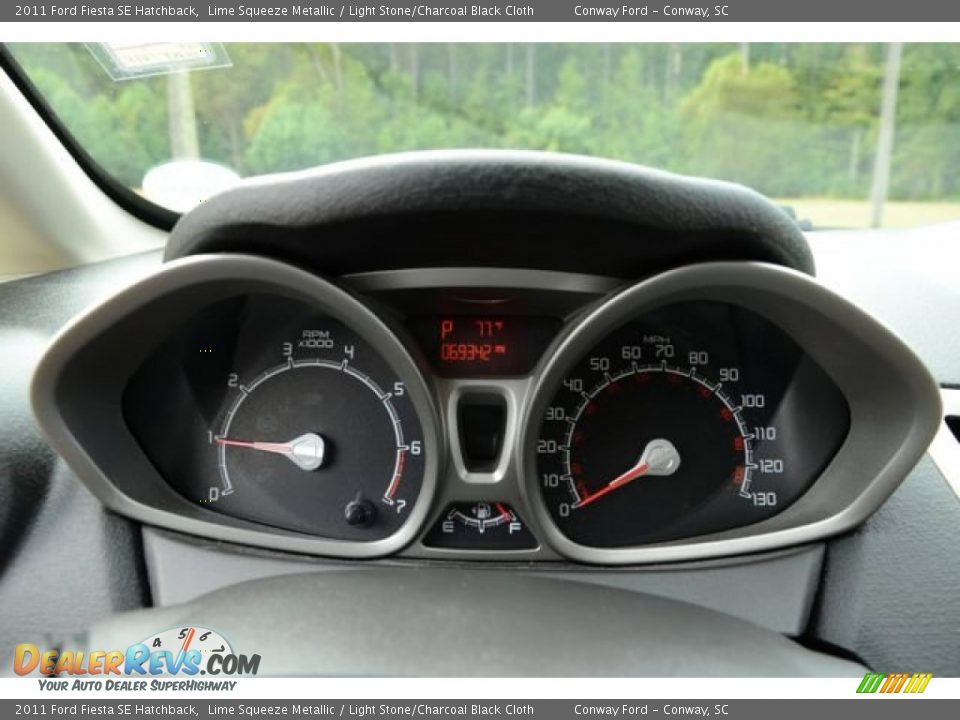 2011 Ford Fiesta SE Hatchback Lime Squeeze Metallic / Light Stone/Charcoal Black Cloth Photo #21