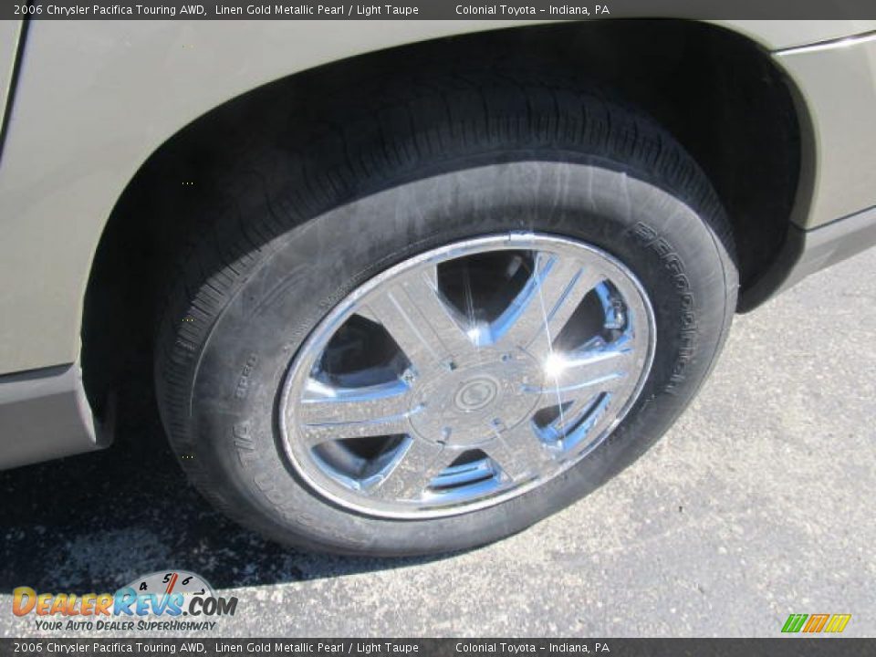 2006 Chrysler Pacifica Touring AWD Linen Gold Metallic Pearl / Light Taupe Photo #3