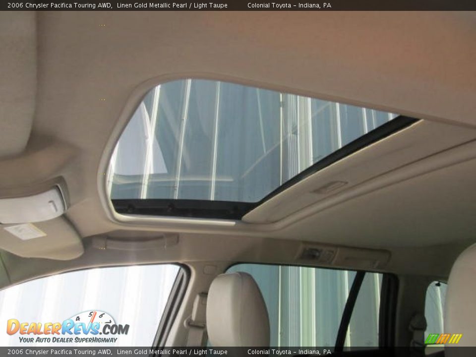 2006 Chrysler Pacifica Touring AWD Linen Gold Metallic Pearl / Light Taupe Photo #8