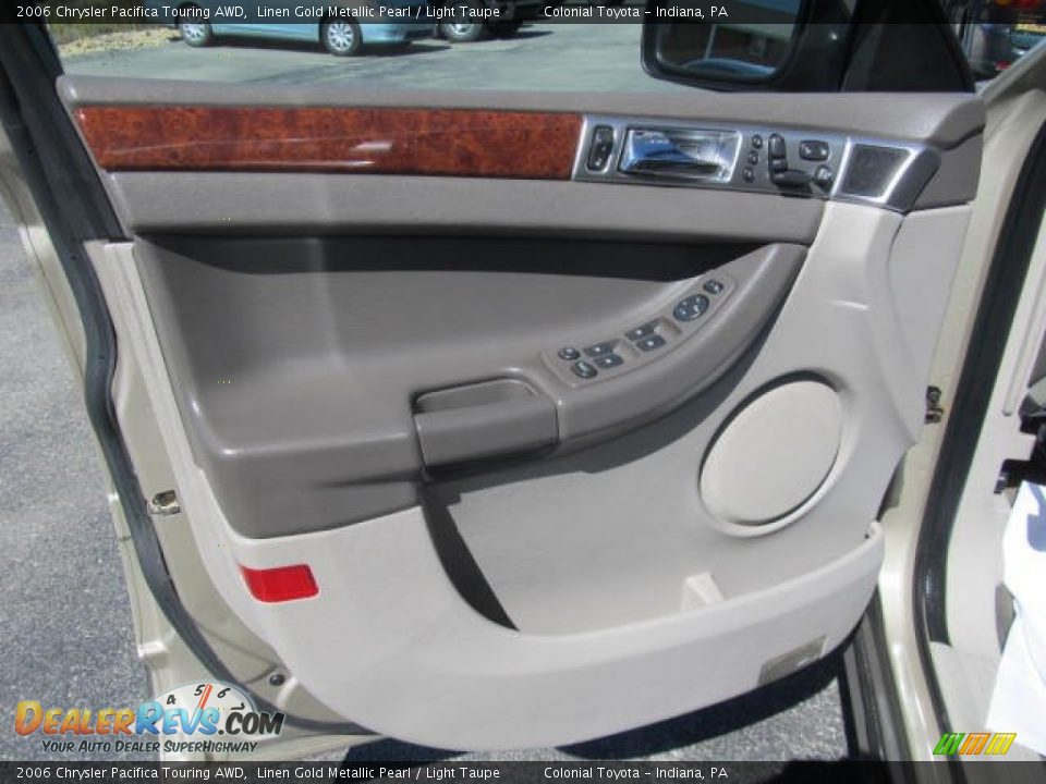 2006 Chrysler Pacifica Touring AWD Linen Gold Metallic Pearl / Light Taupe Photo #9