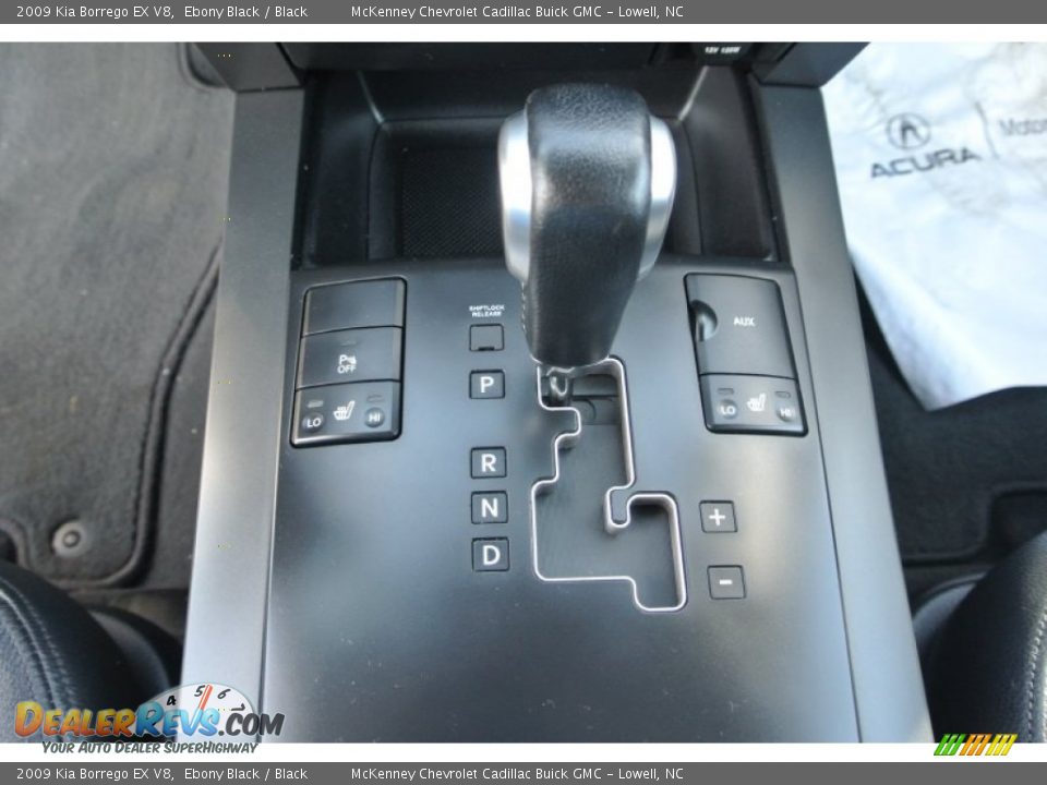 2009 Kia Borrego EX V8 Shifter Photo #14