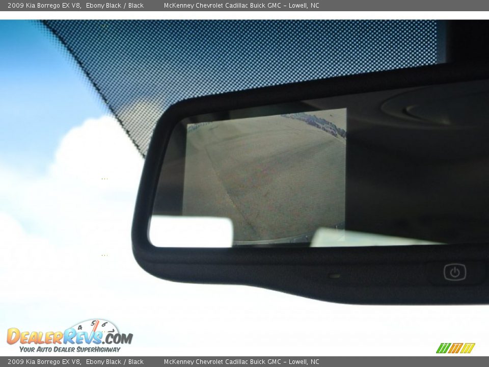 2009 Kia Borrego EX V8 Ebony Black / Black Photo #18