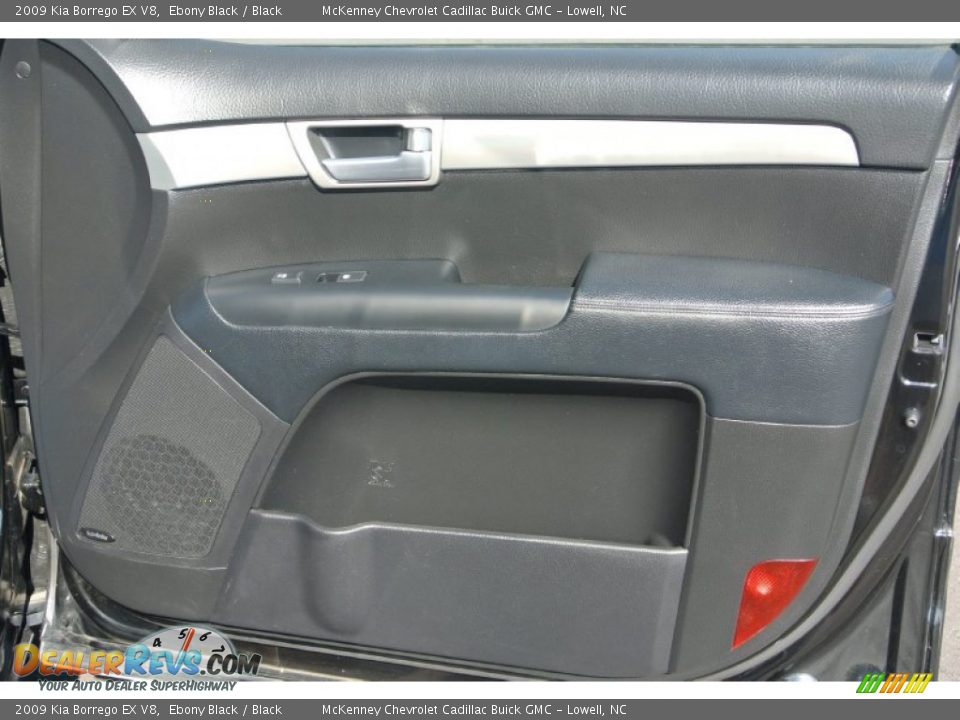 2009 Kia Borrego EX V8 Ebony Black / Black Photo #29