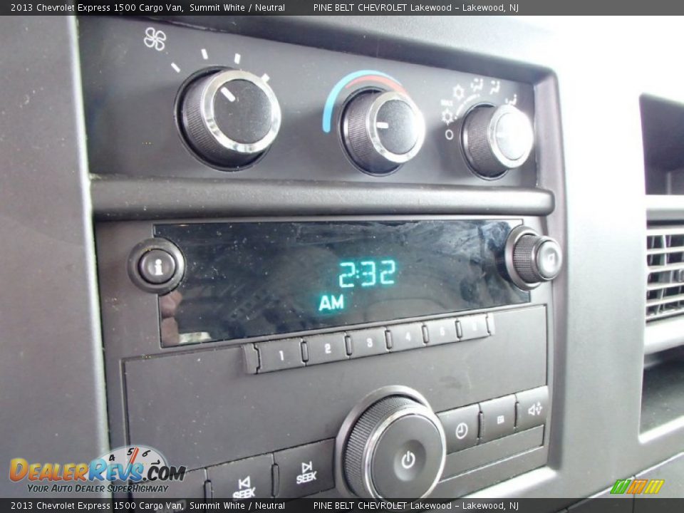 2013 Chevrolet Express 1500 Cargo Van Summit White / Neutral Photo #17