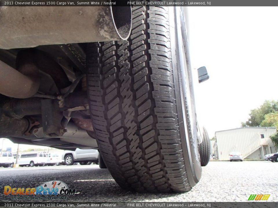2013 Chevrolet Express 1500 Cargo Van Summit White / Neutral Photo #24