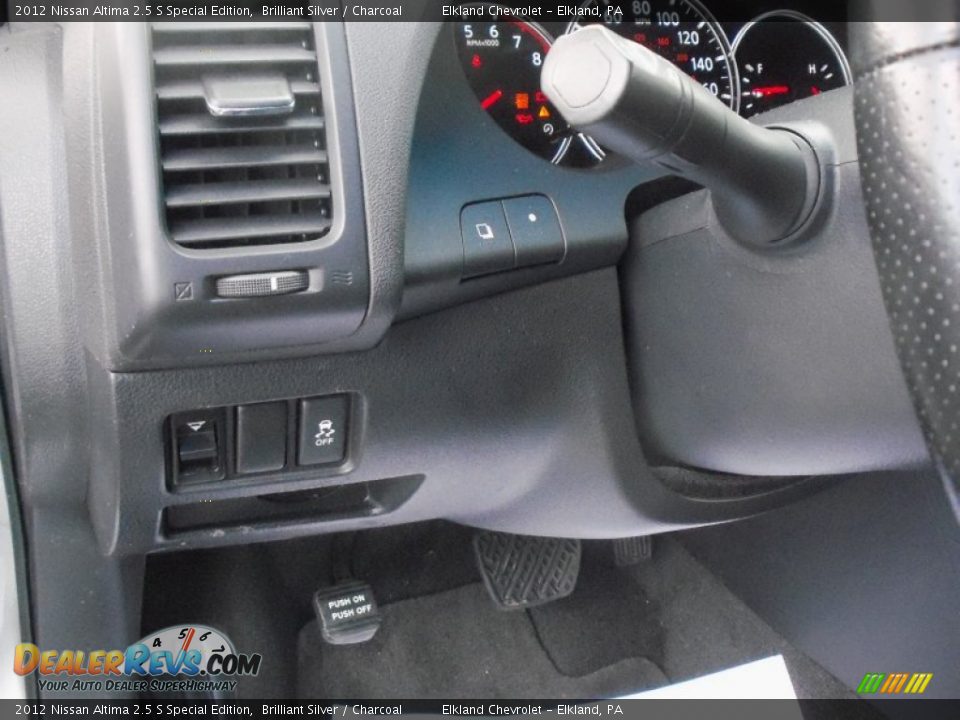 2012 Nissan Altima 2.5 S Special Edition Brilliant Silver / Charcoal Photo #20