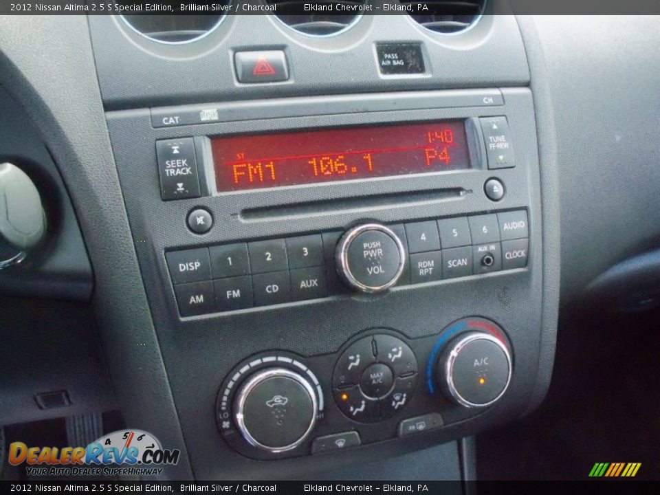 2012 Nissan Altima 2.5 S Special Edition Brilliant Silver / Charcoal Photo #24