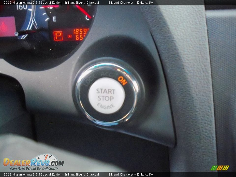 2012 Nissan Altima 2.5 S Special Edition Brilliant Silver / Charcoal Photo #25