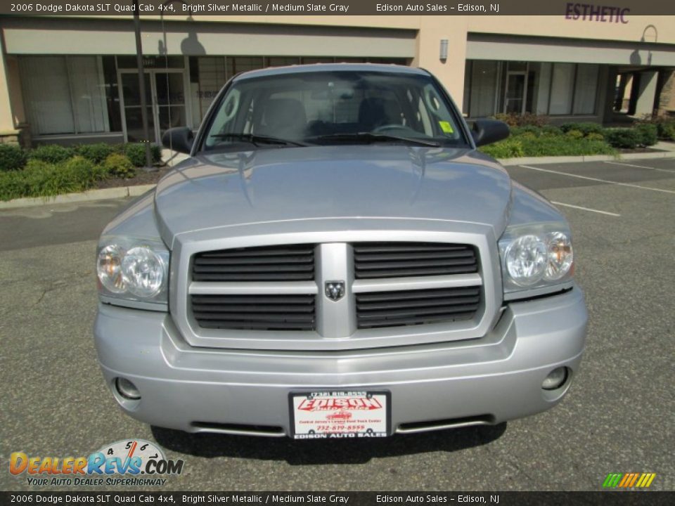2006 Dodge Dakota SLT Quad Cab 4x4 Bright Silver Metallic / Medium Slate Gray Photo #12