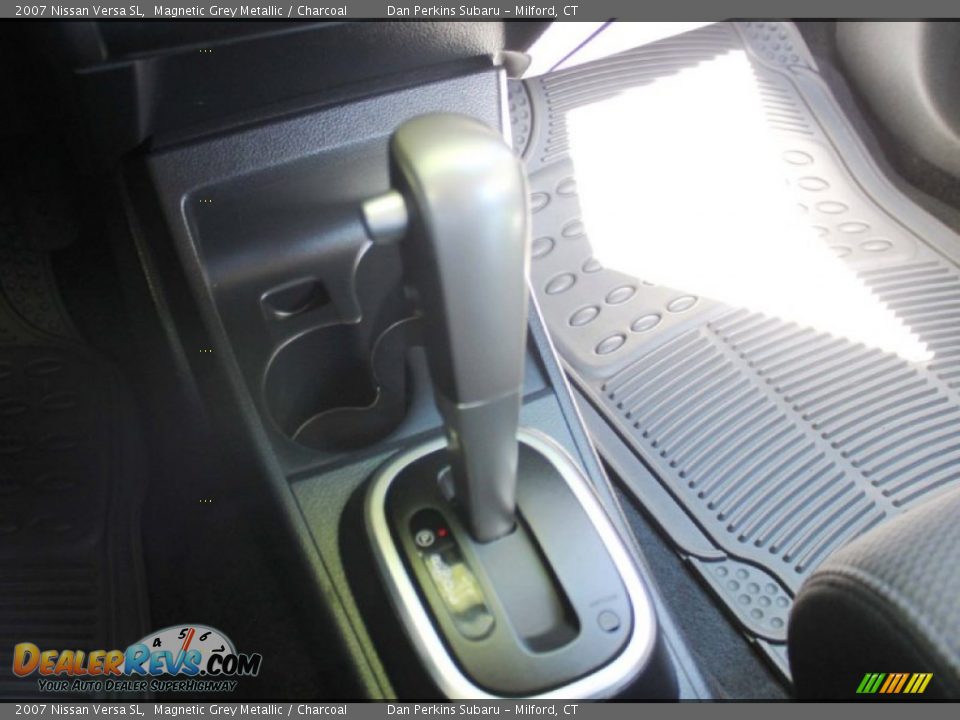 2007 Nissan Versa SL Magnetic Grey Metallic / Charcoal Photo #12